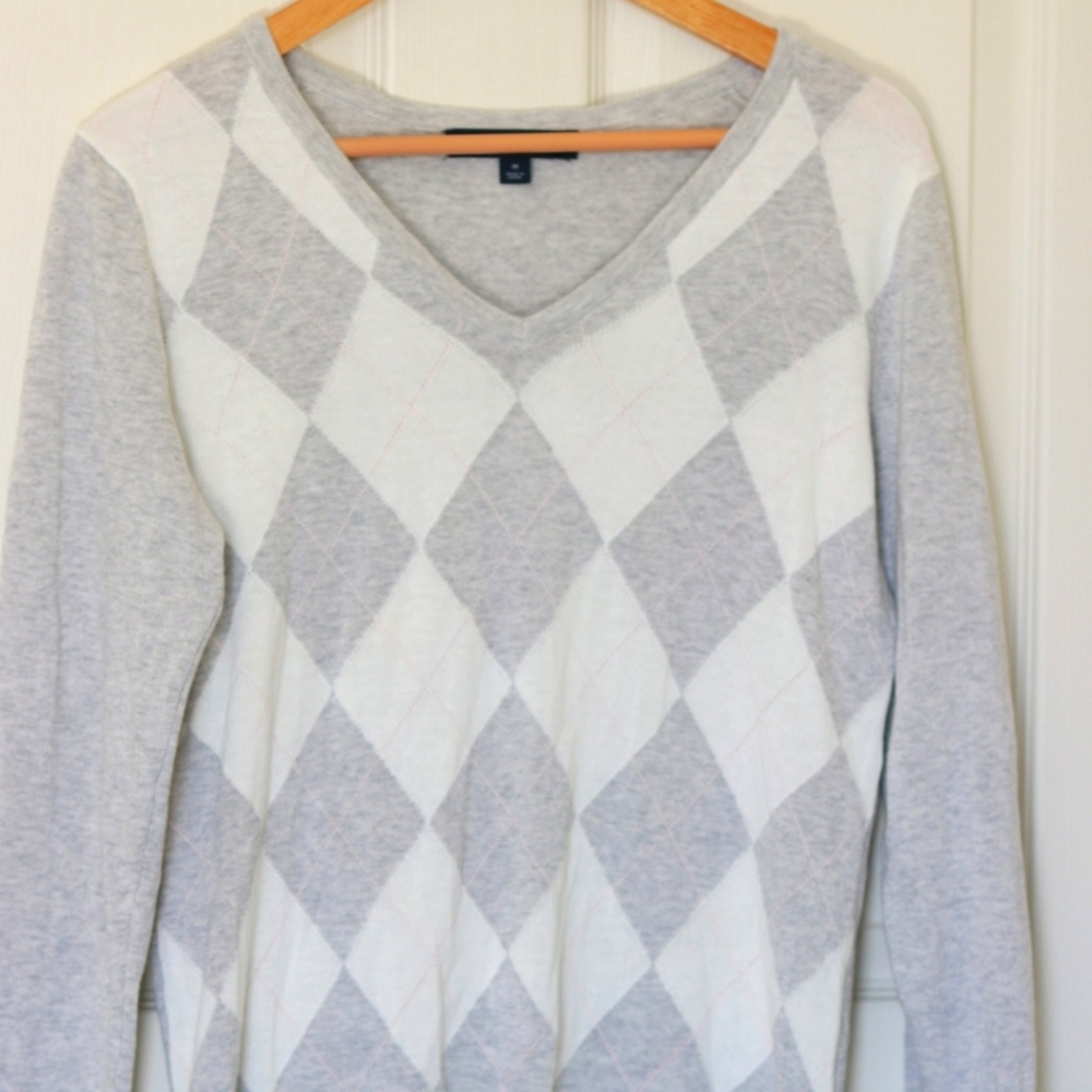 Tommy Hilfiger Mens Sweater Argyle Pullover V-neck Diamond Pattern Knit